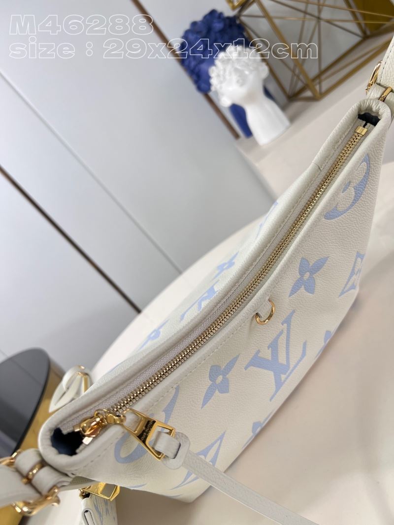 Louis Vuitton Hobo Bags